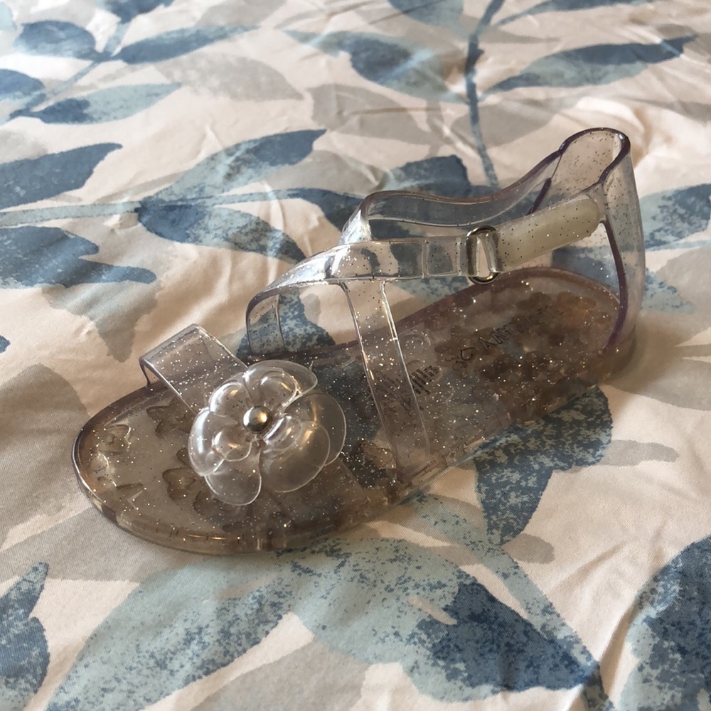 Old Navy Toddler Girl Clear & Glittery Sandals Size 8 - Picture 2 of 6
